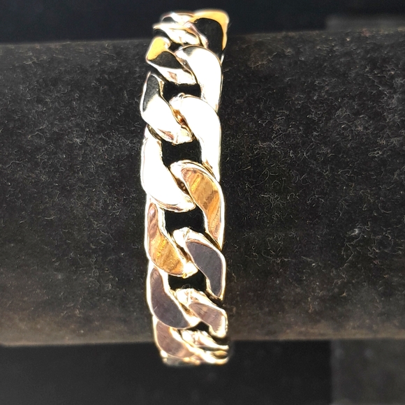 The Limited Silver Link Bracelet with Toggle Clasp - Picture 7 of 7